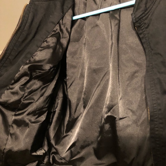 Jacket - Picture 2 of 4